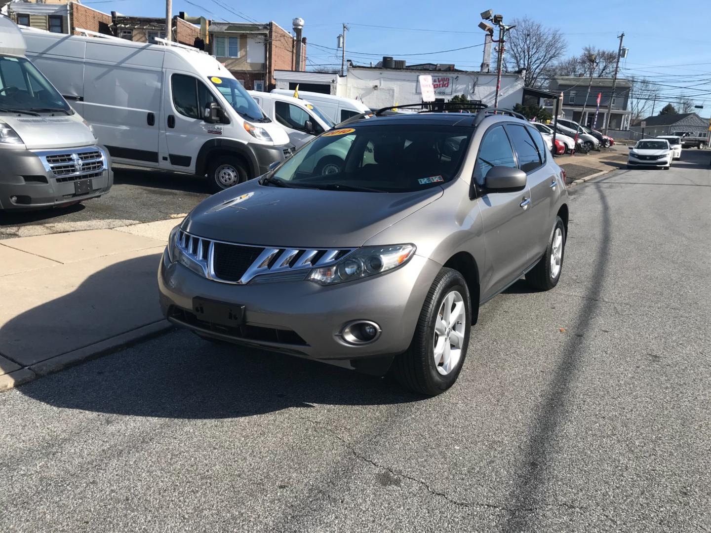 2010 Gray /Gray Nissan Murano SL (JN8AZ1MW6AW) with an 3.5 V6 engine, Automatic transmission, located at 577 Chester Pike, Prospect Park, PA, 19076, (610) 237-1015, 39.886154, -75.302338 - Photo#2